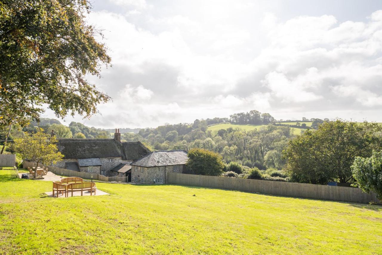 Charming Family Near Lyme Regis Axminster