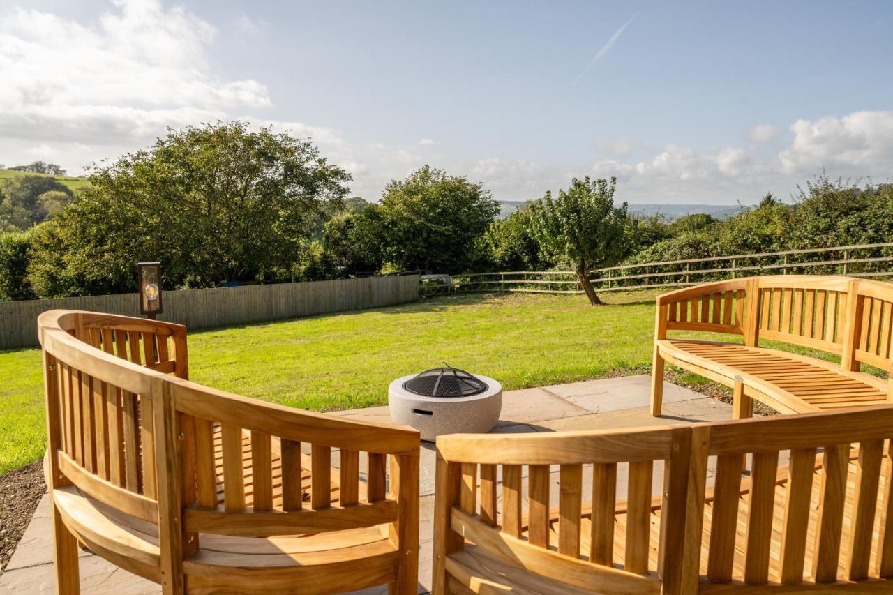 Charming Family Near Lyme Regis * Axminster