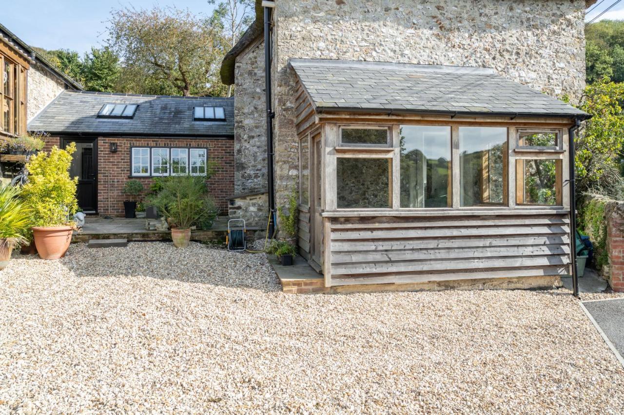 Charming Family Near Lyme Regis Holiday home *