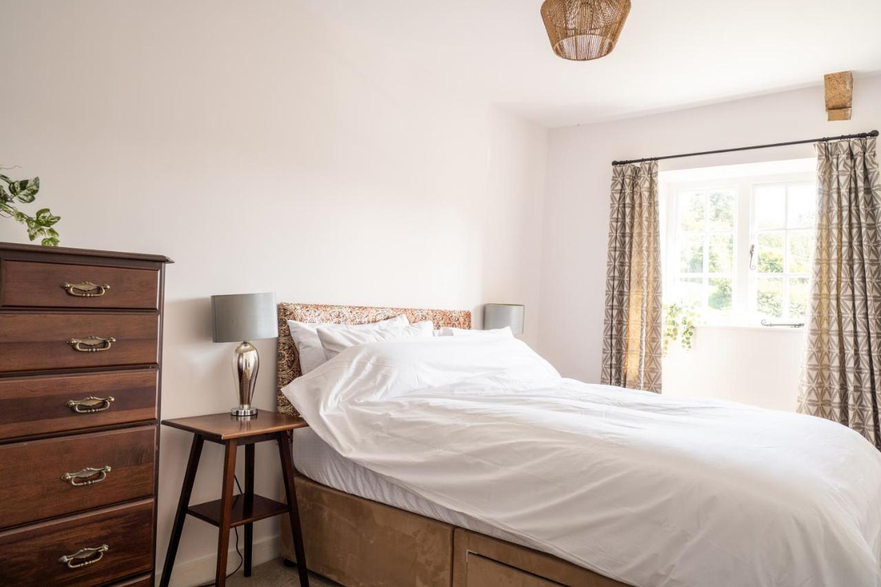 Charming Family Near Lyme Regis Axminster