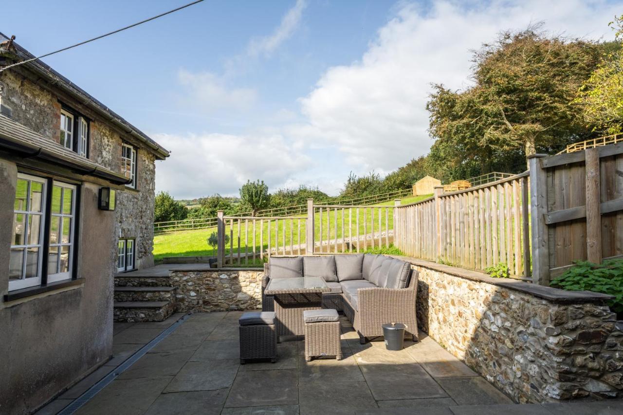 Charming Family Near Lyme Regis Holiday home *