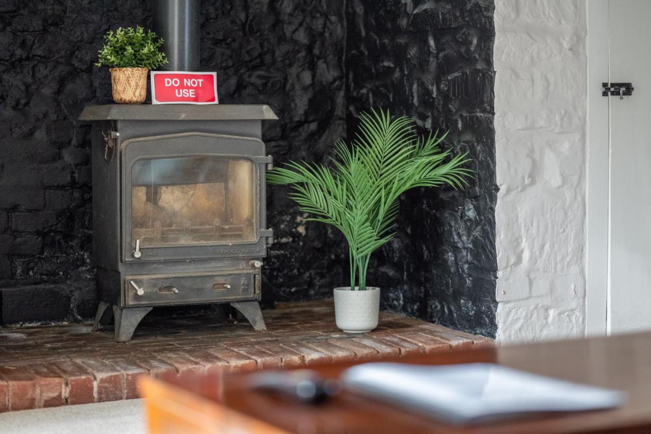 Charming Family Near Lyme Regis Holiday home *