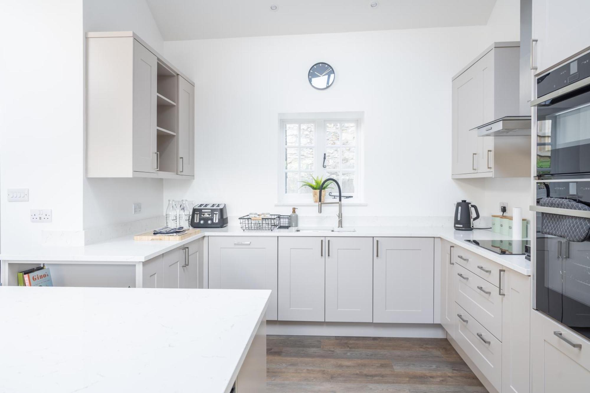 Charming Family Near Lyme Regis Axminster